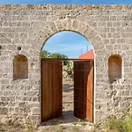 Arabesque Villa